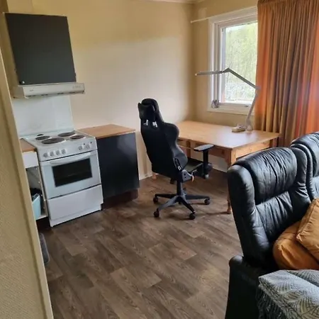 Cheap Near Airport With Free Parking And Combined Washer And Dryer Always Ready Finhaugveien 5 Apartment *